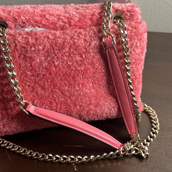 Kate Spade Natalia faux fur small flap crossbody bright blush EUC - Picture 6 of 13